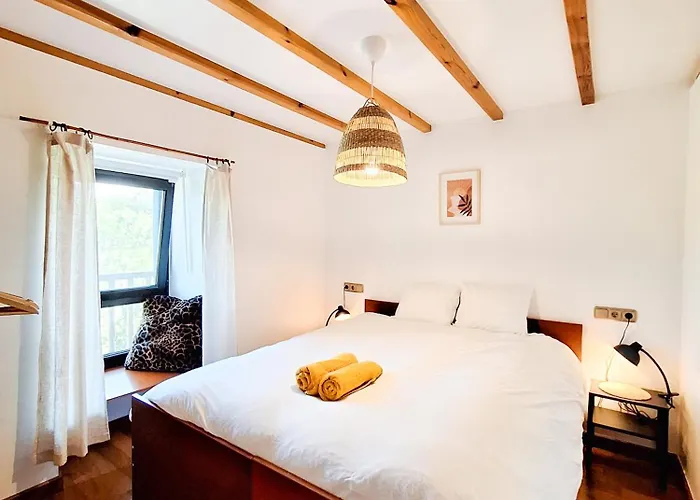 Feriehus Blueberria - Entire House Perfect For Groups Or Families Bárcena de Cicero